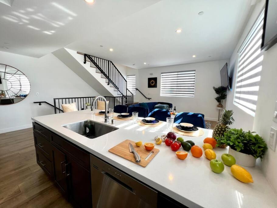 Luxury K-Town Dwelling With Private Rooftop Deck. Los Angeles Dış mekan fotoğraf